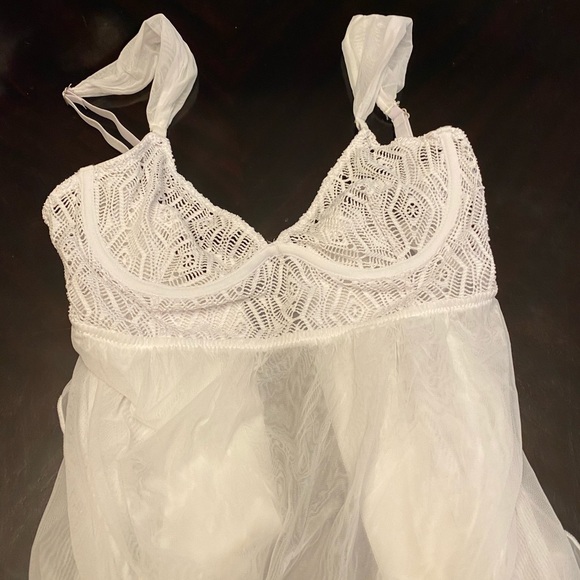 COPY - NWOT white lingerie set - Picture 2 of 4